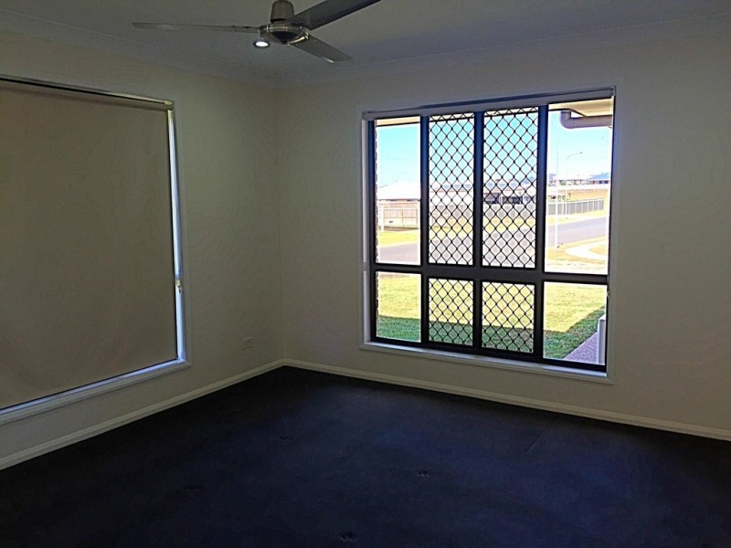 2 Thomas Street, Gracemere QLD 4702