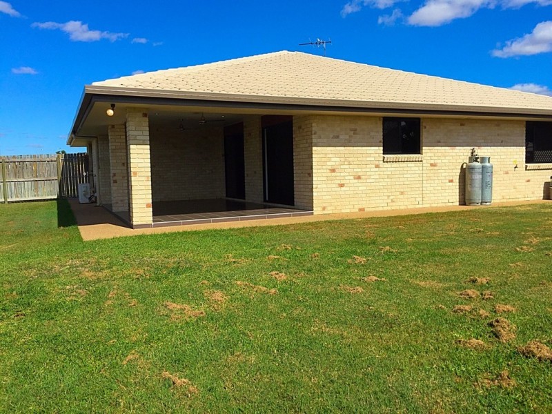 2 Thomas Street, Gracemere QLD 4702