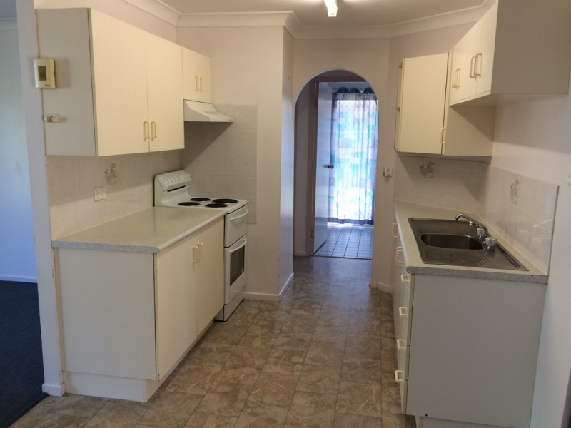 3 Mathias Place, Kawana QLD 4701