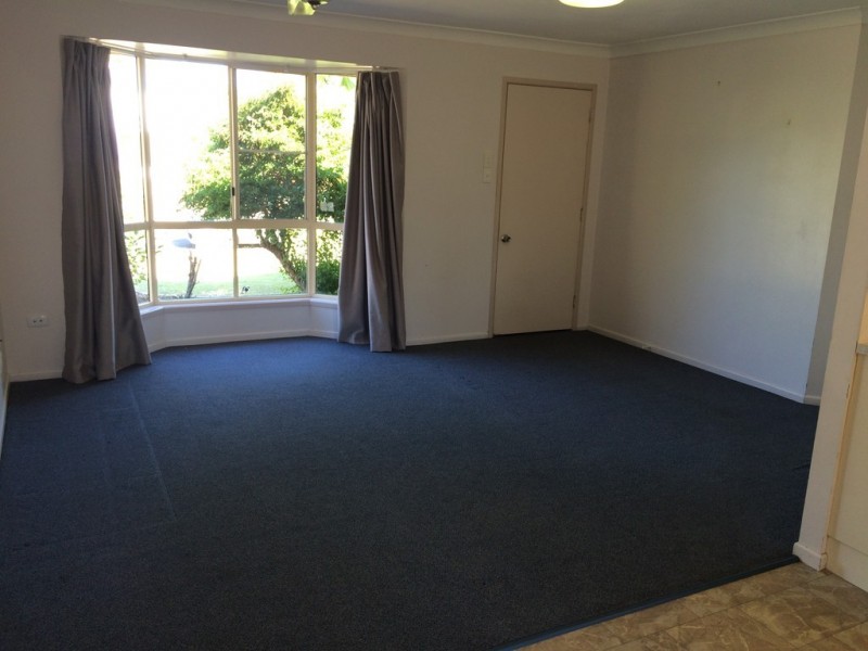 3 Mathias Place, Kawana QLD 4701