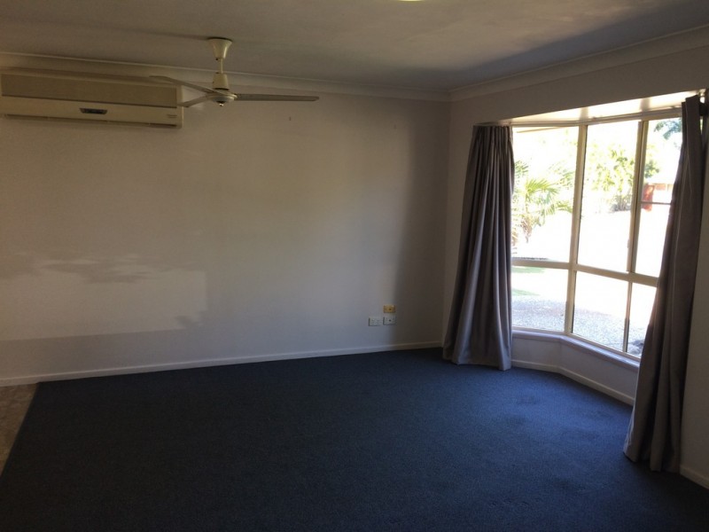 3 Mathias Place, Kawana QLD 4701