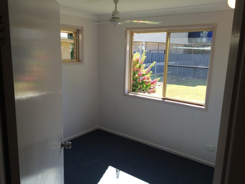 3 Mathias Place, Kawana QLD 4701