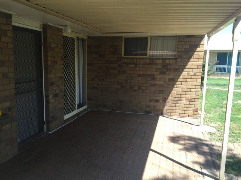 3 Mathias Place, Kawana QLD 4701