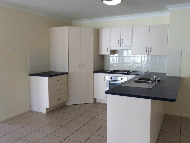 13 POINCIANA PLACE, Gracemere QLD 4702