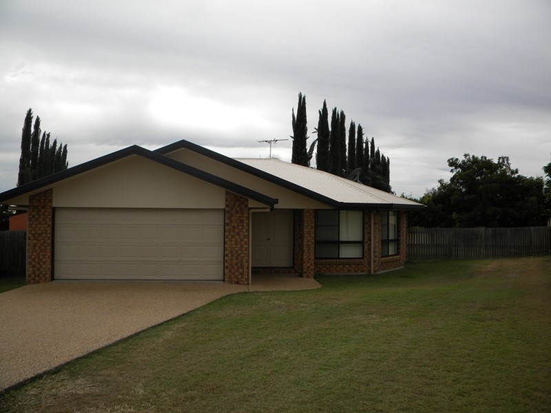 13 POINCIANA PLACE, Gracemere QLD 4702