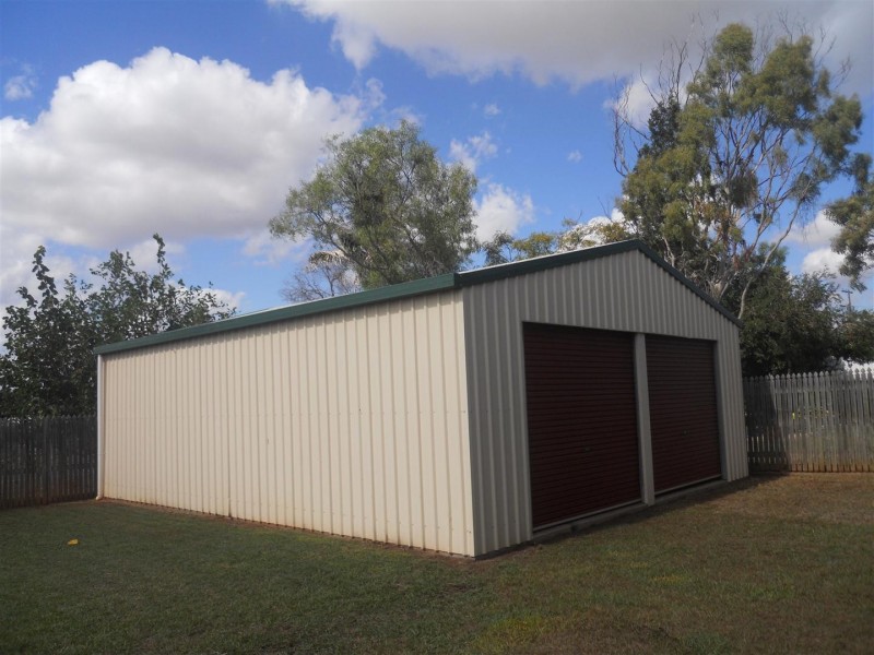 8 Cassar Street, Gracemere QLD 4702