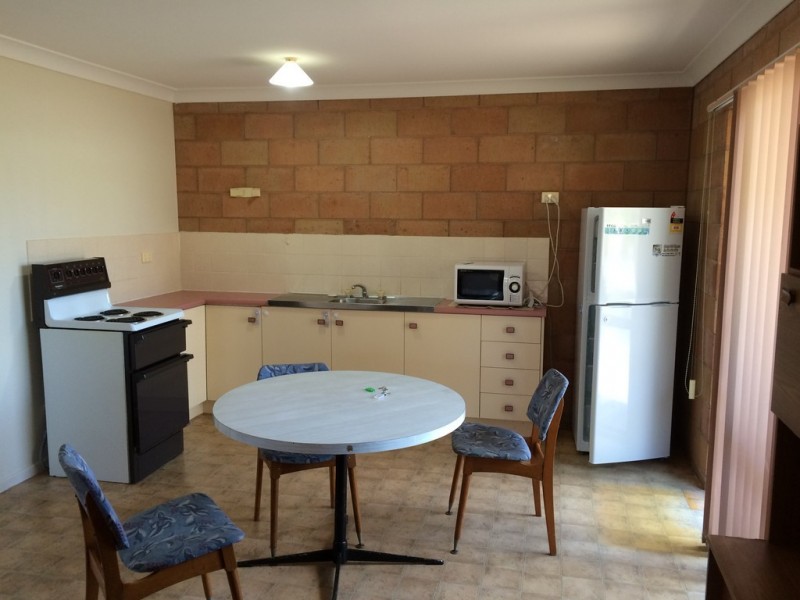 2/7 Johnson Road, Gracemere QLD 4702