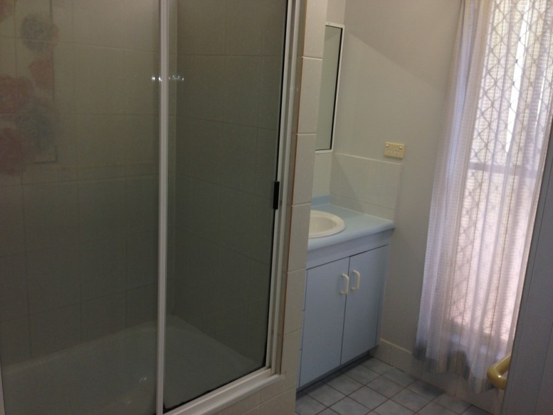 2/107 PENNYCUICK STREET, West Rockhampton QLD 4700