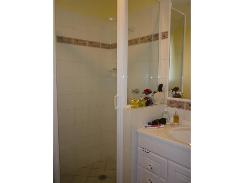 10 Poinciana Place, Gracemere QLD 4702