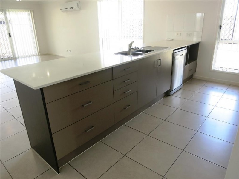 4 Belltrees Place, Gracemere QLD 4702