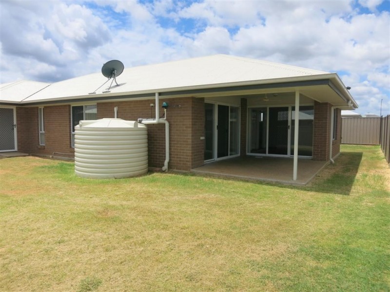 4 Belltrees Place, Gracemere QLD 4702