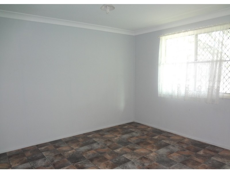 35 Reservoir Street, Gracemere QLD 4702