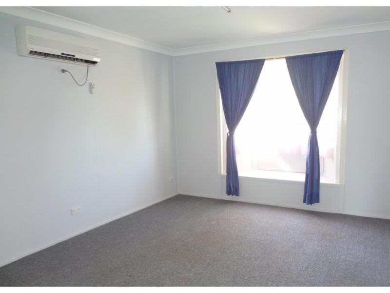 35 Reservoir Street, Gracemere QLD 4702