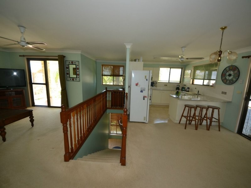 3 Clara Place, Gracemere QLD 4702