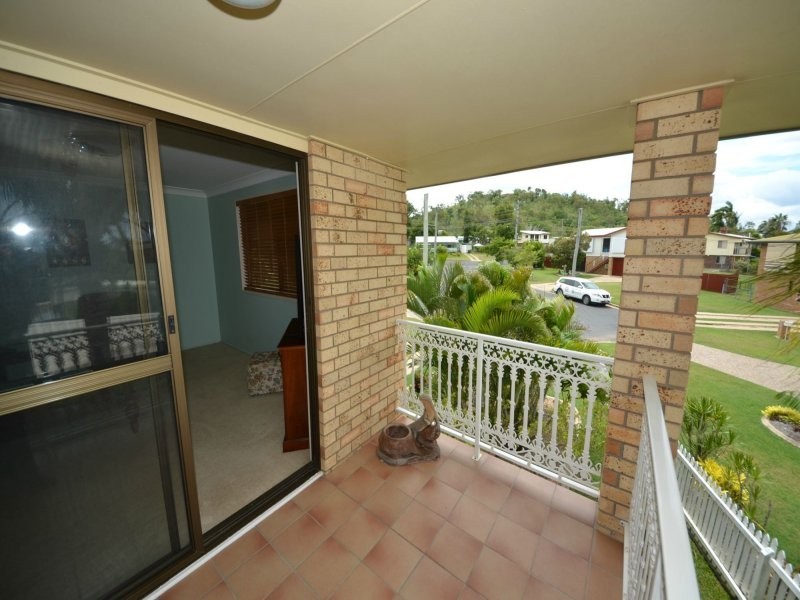 3 Clara Place, Gracemere QLD 4702