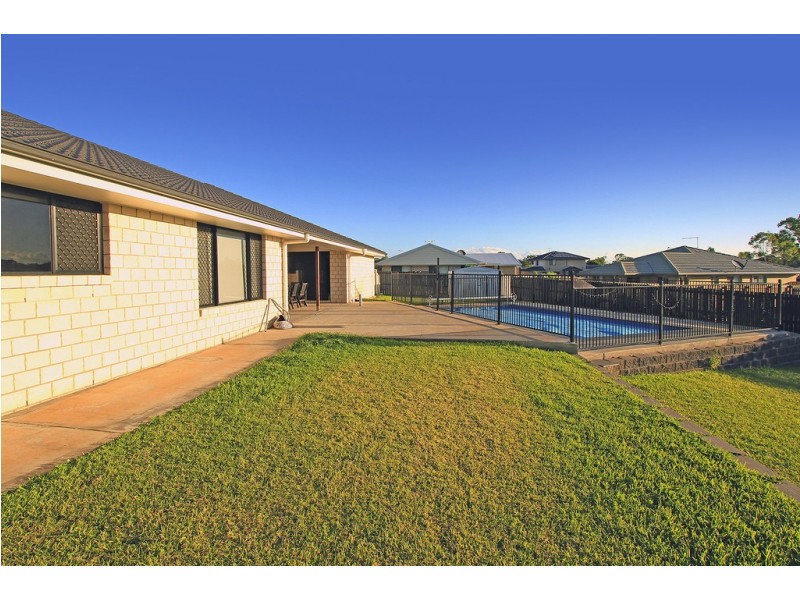 6 Hume Court, Gracemere QLD 4702