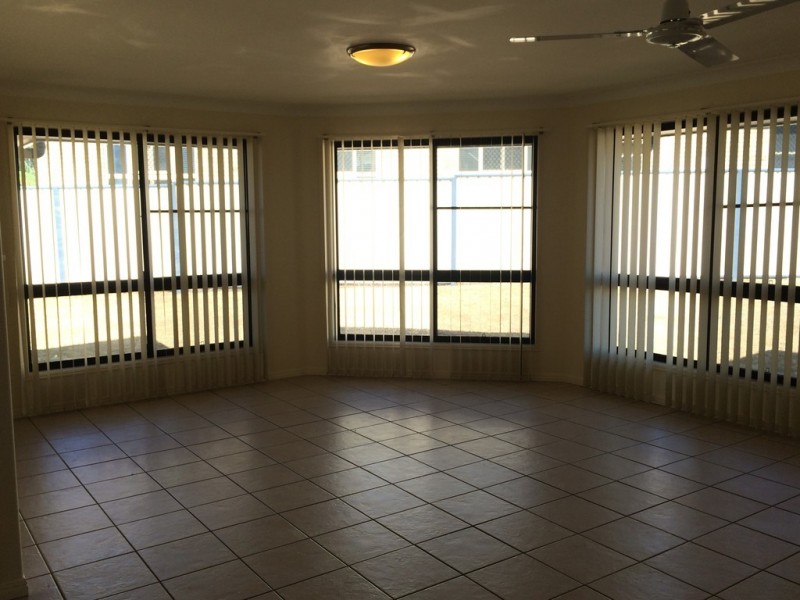 13 POINCIANA PLACE, Gracemere QLD 4702