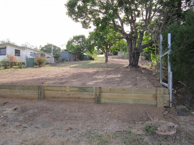 6 Henry Street, Mount Morgan QLD 4714