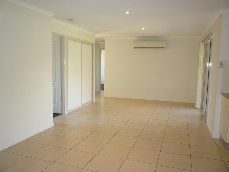 9 Tawarra Crescent, Gracemere QLD 4702