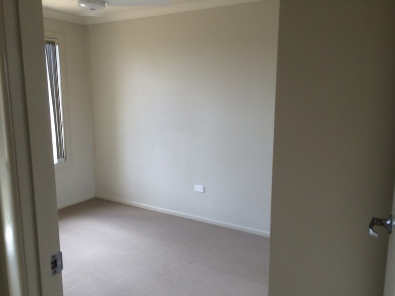 6 Maree Crescent, Gracemere QLD 4702