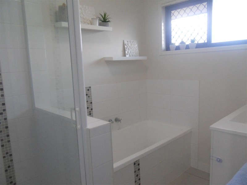 13 Audrey Drive, Gracemere QLD 4702