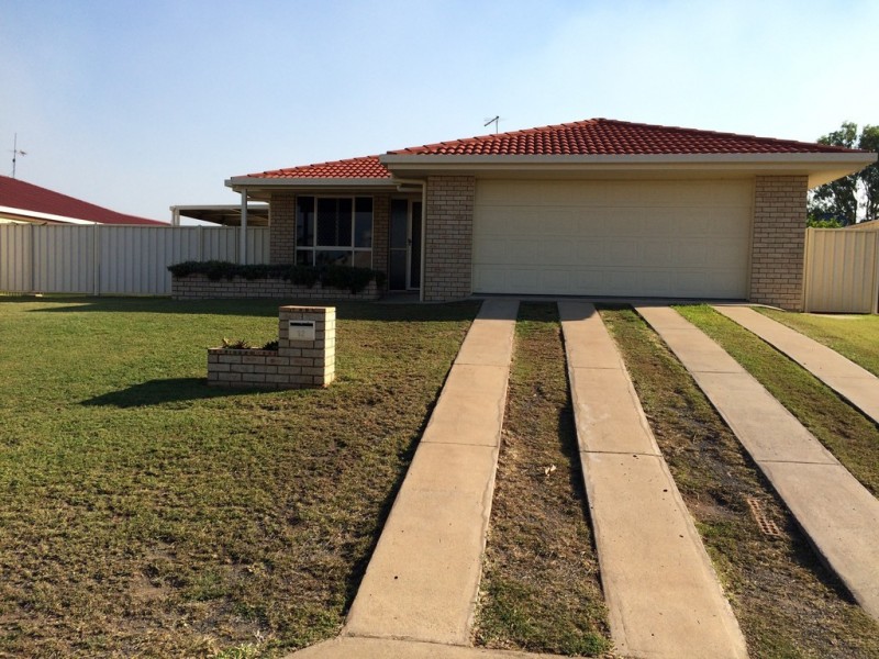 12 Zamia Way, Gracemere QLD 4702