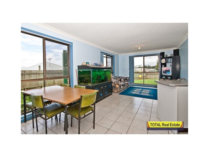 11 Macarthur Drive, Kallangur QLD 4503