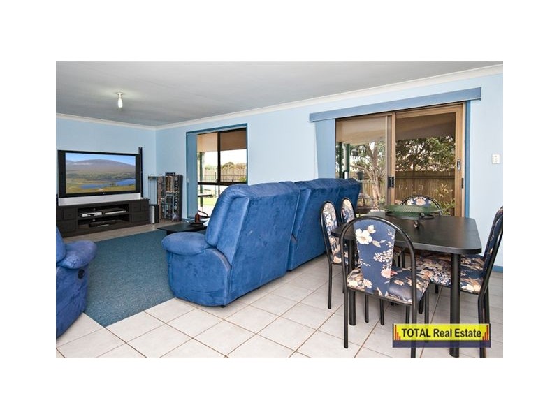 11 Macarthur Drive, Kallangur QLD 4503