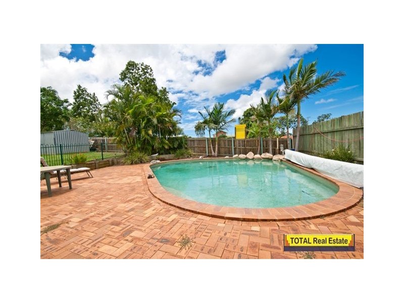 11 Macarthur Drive, Kallangur QLD 4503