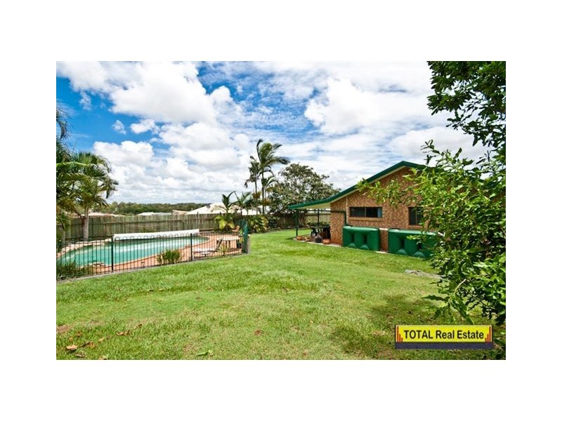 11 Macarthur Drive, Kallangur QLD 4503