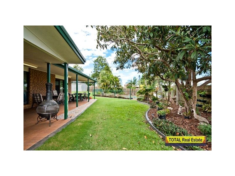 11 Macarthur Drive, Kallangur QLD 4503