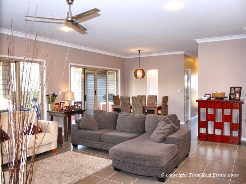 15 Basil Road, Griffin QLD 4503