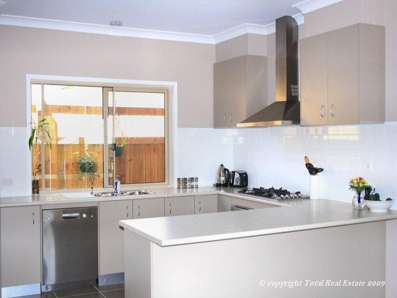 15 Basil Road, Griffin QLD 4503