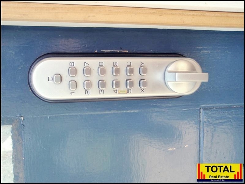 1263 Anzac Avenue, Kallangur QLD 4503