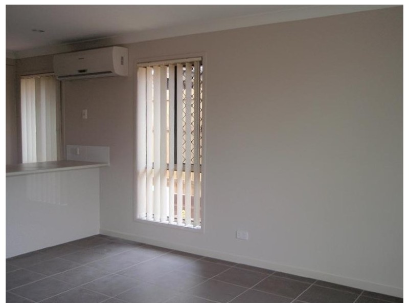 6 Chrysler Prd, North Lakes QLD 4509