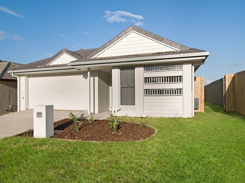 28 Chrysler Parade, Kallangur QLD 4503