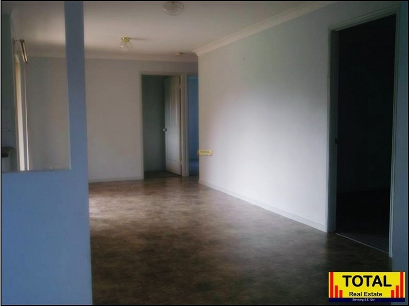 18 Freedom Drive, Kallangur QLD 4503