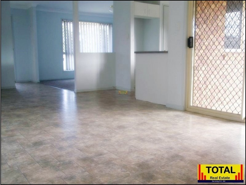 18 Freedom Drive, Kallangur QLD 4503