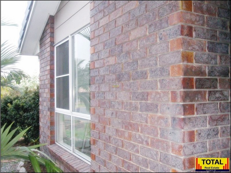 4 Theten ourt, Kallangur QLD 4503