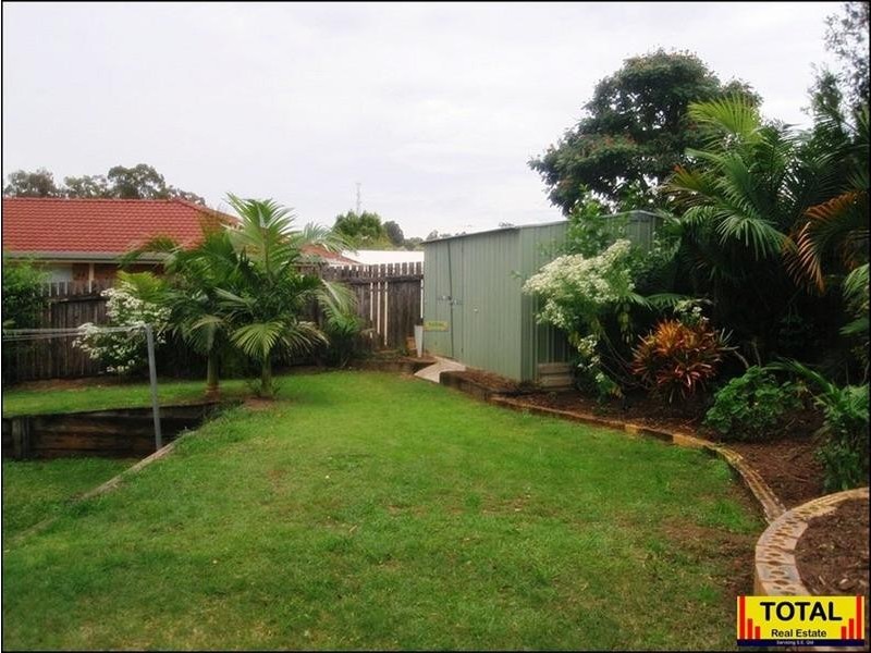 4 theten Court, Kallangur QLD 4503