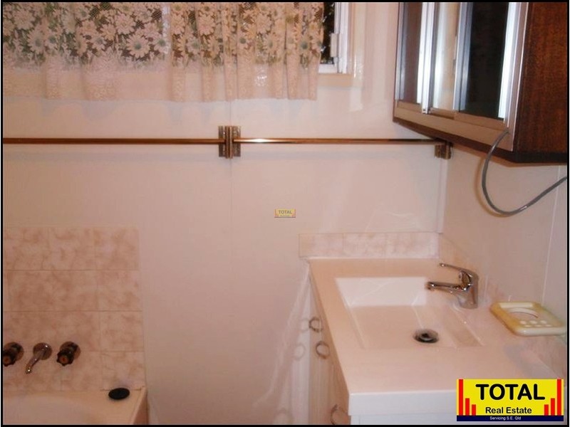 5 Gail Street, Kallangur QLD 4503