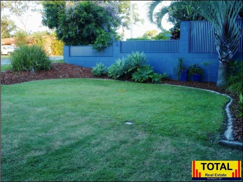 14 Belrose Ave, Petrie QLD 4502