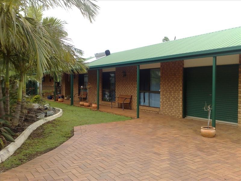 11 Macarthur Drive, Kallangur QLD 4503