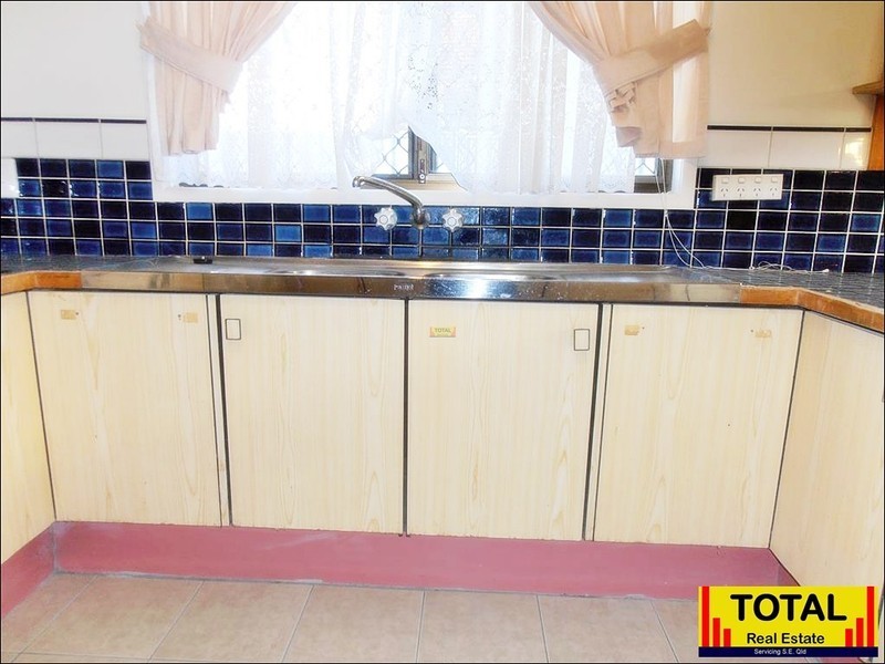 1 Colonial Drive, Lawnton QLD 4501