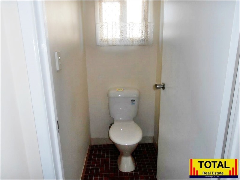 1 Colonial Drive, Lawnton QLD 4501