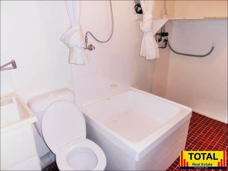 1 Colonial Drive, Lawnton QLD 4501