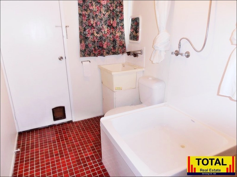 1 Colonial Drive, Lawnton QLD 4501