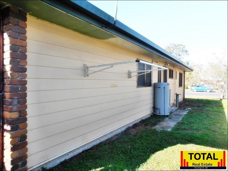 1 Colonial Drive, Lawnton QLD 4501