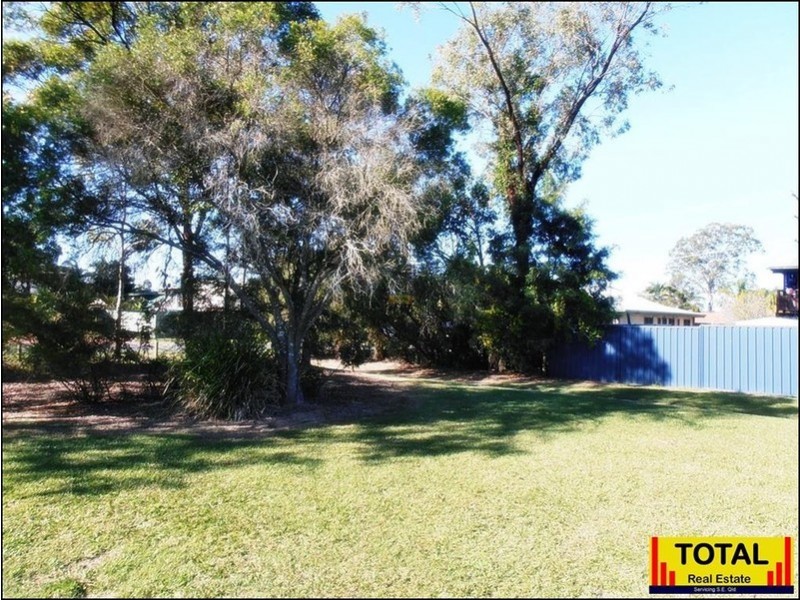 1 Colonial Drive, Lawnton QLD 4501