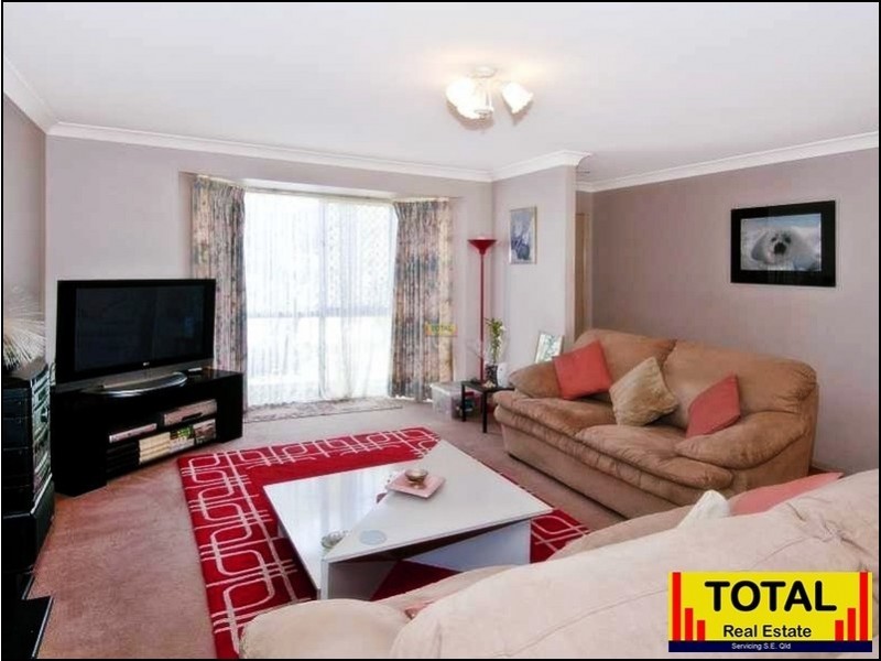 Edens Landing QLD 4207